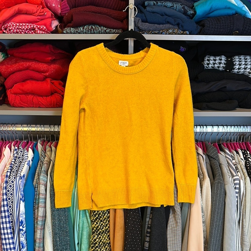 J Crew marigold long sleeve crew neck sweater size XS
